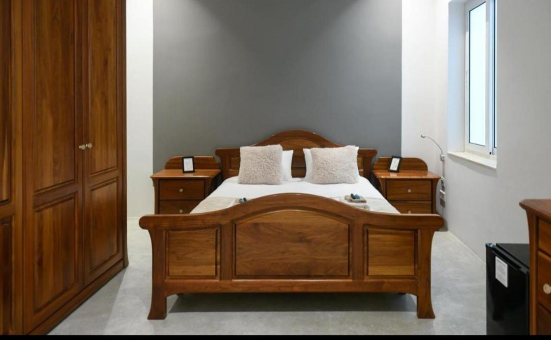 Privilege Suite Pietà Exteriér fotografie